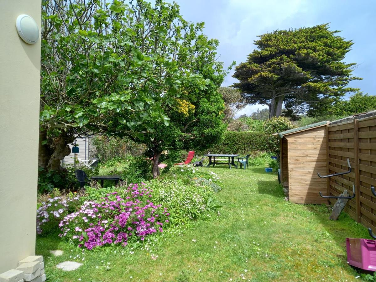 Maison De Vacances A La Plage Saint-Nic Exteriér fotografie